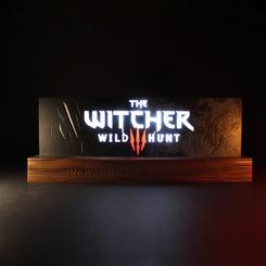 ¡Ilumina tu espacio con la emblemática luz LED del logo de Wild Hunt de The Witcher! Esta fascinante lámpara, con licencia oficial, presenta el distintivo logo de Wild Hunt en una presentación única y cautivadora.