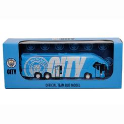 El autobús Manchester City es una pieza que lleva toda la identidad del club a casa con un diseño llamativo, oficial y muy reconocible, ideal para decorar, jugar o completar una colección con un artículo lleno de presencia.