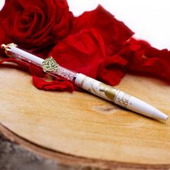 Completa tu colección de papelería con este elegante bolígrafo inspirado en La Bella y la Bestia. Con una altura de 13,5 cm, este bolígrafo no solo es funcional, sino que también es una verdadera obra de arte.