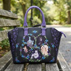 El Bolso Disney Villains Floral Icons Satchel Loungefly convierte una silueta estructurada en un escaparate de los antagonistas más reconocibles de Disney.