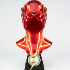 Conviértete en el velocista más rápido del mundo con la asombrosa réplica a escala 1/1 del casco de The Flash de DC Comics.


Con una estructura innovadora de múltiples capas, cuenta con un sistema de luces LED 

