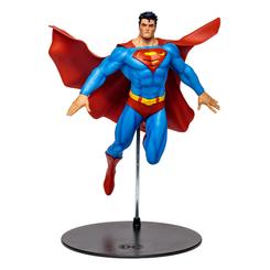 Si eres un amante de los cómics de DC y de las figuras de colección, no puedes perderte la estatua de PVC de Superman (For Tomorrow) de 30 cm, basada en el multiverso de DC y en la icónica historia de Superman: For Tomorrow. 