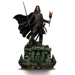 Con mirada decidida y espada en alto, Aragorn se lanza a la batalla en esta impresionante estatua de resina a escala 1/10, una creación oficial de Iron Studios. Con una altura de 31 cm