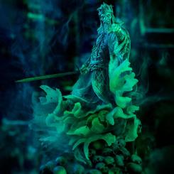 Rinde homenaje a la épica saga de El Señor de los Anillos con la impresionante estatua King of the Dead Limited Edition. Esta pieza, elaborada en polystone, captura con precisión la esencia 