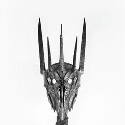 ¡Disfruta de la increíble belleza del Señor de los Anillos con la Máscara Artística de Sauron de PureArts! Esta obra maestra de arte réplica a escala 1/1 es una verdadera obra de arte. Cuidadosamente esculpida a partir del material de referencia