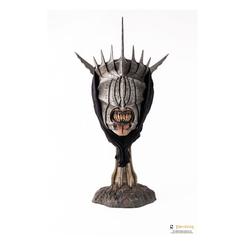 Él era uno de los pocos sirvientes de Mordor que se comunicaba directamente con Sauron, ¡y ahora es nuestra tercera colección de El Señor de los Anillos! Nuestra máscara de arte a escala 1:1 del Mask Mouth of Sauron 