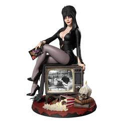 ¡La reina de Halloween, Elvira Mistress of the Dark, le da un nuevo significado a lo escultural! Static Six de Mezco es una línea de estatuas premium a escala 1: 6 que presenta detalles hiperrealistas