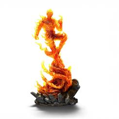 Elevándose sobre una base que simula escombros urbanos, la estatua “Human Torch” de los Cuatro Fantásticos en escala 1/10 captura el instante en que Johnny Storm se enciende por completo, transformando