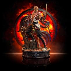 Nativo de la agresiva raza mutante de los Tarkatans, del peligroso y caótico reino extradimensional Outworld, el bárbaro demonio guerrero dueño de un grotesco rostro con ojos rojos, orejas puntiagudas