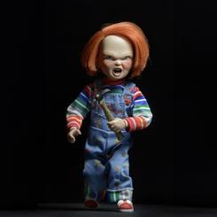 Entra en el mundo de lo macabro y lo misterioso con la figura articulada de ´Muñeco Chucky´. Con sus 14 cm de altura, esta representación detallada del famoso muñeco diabólico te dejará sin aliento. 