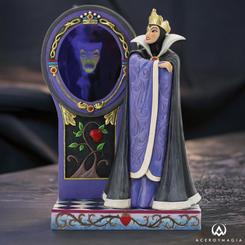 ¡Revive el momento icónico de la película Blancanieves y los siete enanitos con esta impresionante escena del espejo de la Reina Malvada de la colección Jim Shore Disney Traditions! Cuestionando al Espejo Mágico