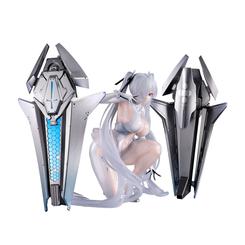 Estética sci-fi pulida y presencia compacta. La Ichibansho Cinderella – Goddess of Victory: Nikke de Banpresto presenta una pose agachada muy dinámica, paleta blanco/plateado y cabello perla que enmarca un diseño futurista
