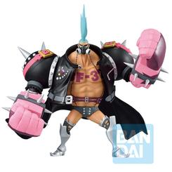 Con una energía desbordante digna de la saga cinematográfica Film Red, esta figura Ichibansho de Franky alcanza los 18,5 cm llenos de fuerza mecánica y carisma inconfundible. 