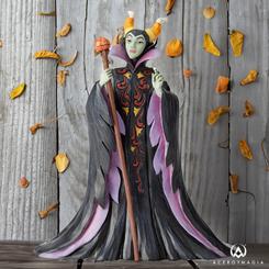 ¡Prepárate para una experiencia aterradora y fascinante con la Figura de la Malvada Maléfica Halloween! Esta impresionante figura te transportará a la secuencia culminante del clásico de Walt Disney, La Bella Durmiente, con un toque mágico y artístico