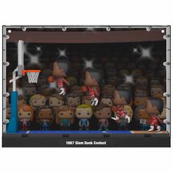 Revive el mítico Concurso de Mates de 1987 con este Funko Pop! Moments Deluxe – Michael Jordan (Chicago Bulls). Un diorama panorámico que captura la secuencia del salto hasta el mate, con fondo de gradas y aro en pista. Perfecto