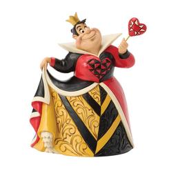 Un aura de autoridad recorre cada pliegue del vestido rojo y negro de la Reina de Corazones, cuya fusión única de rosemaling y motivos patchwork eleva su porte temible a un nivel de sofisticación sin igual. 