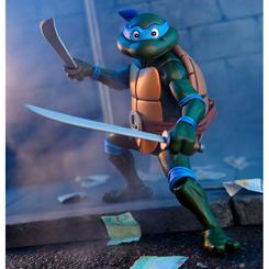 Pura esencia de cómic en tus manos: la Figura Ultimate Leonardo Comics Tortugas Ninja 18 cm luce el estilo clásico de Teenage Mutant Ninja Turtles con un modelado sólido, pintura nítida y