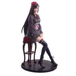 Tifa, de Final Fantasy VII Remake, regresa a la línea Play Arts Kai, ¡esta vez con un vestido un poco más exótico! La propietaria del bar Seventh Heaven se somete a un cambio