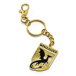 El rango Wingleader queda suspendido en metal dorado, como un distintivo arrancado del propio Basgiath War College. Este llavero Wingleader Fourth Wing transforma un símbolo muy reconocible de la saga en un accesorio compacto, elegante y con presencia de 