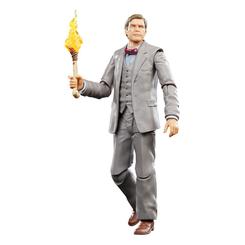 Tras reunirse con Walter Donovan, Indiana Jones acepta emprender una misión para encontrar a su padre y, finalmente, ubicar el Santo Grial.

Esta figura coleccionable de 15 cm de la línea Adventure Series 