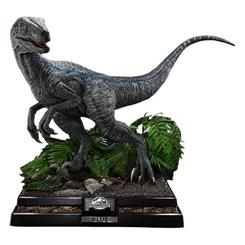 La presencia de Blue transforma cualquier colección en una escena inolvidable del universo jurásico. Esta estatua Jurassic World: Fallen Kingdom Legacy Museum Collection 1/2 Blue 