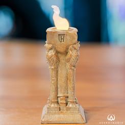 Ilumina tu espacio con la mágica presencia de la lámpara de pie Hogwarts. Inspirada en los decorados de Hogwarts de las películas de Harry Potter