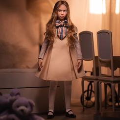 Adéntrate en el mundo del horror con la impresionante figura a escala 1/6 de "M3gan". Con un tamaño aproximado de 30 cm, esta figura captura todos los detalles escalofriantes del personaje. 