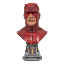 Daredevil es una leyenda en Hell's Kitchen, ¡y ahora es una leyenda en 3D! El vigilante ciego con sede en la ciudad de Nueva York es el busto a media escala más nuevo de DST. 