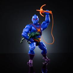 Adéntrate en el fascinante universo de Masters of the Universe con la figura articulada de Webstor de la colección Cartoon Collection. Esta figura, con una altura aproximada de 14 cm