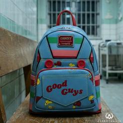 Inspirada en uno de los iconos más reconocibles del cine de terror, la Mochila Cosplay Chucky Loungefly convierte cada detalle en una declaración de estilo con carácter propio.