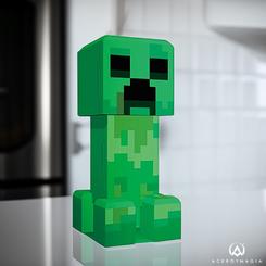 ¡Lleva la esencia Minecraft a todas partes con la Mini Nevera Creeper de 8 litros! Con tecnología termoeléctrica fiable y eficiente, esta mini nevera es perfecta para mantener tus bebidas frías sin comprometer el estilo. 