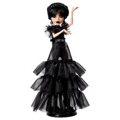 La oscuridad y el estilo se fusionan con elegancia en la muñeca coleccionable Monster High Rave'N Wednesday, una representación impactante de Miércoles Addams con su icónico vestido negro inspirado en la inolvidable escena del baile.
