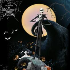 Prepárate para adentrarte en el encanto escalofriante y festivo con la estatua Master Craft de Nightmare Before Christmas que presenta a Jack Skellington y Zero, una joya de 39 cm bajo la distinguida serie de alta gama de Beast Kingdom.