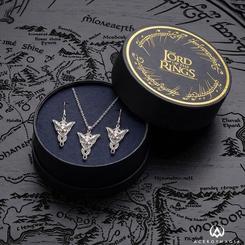 Brillo élfico y elegancia atemporal en un conjunto pensado para destacar sin esfuerzo: el set Evenstar de El Señor de los Anillos reúne colgante y pendientes inspirados en la joya más icónica de la Tierra Media