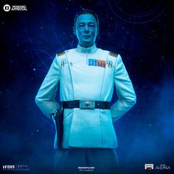 Presentamos la imponente estatua de Grand Admiral Thrawn, un magnífico homenaje al legendario estratega del universo de Star Wars. Esta estatua de poliresina, a escala 1/10