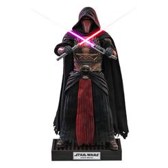 Descubre la oscura y misteriosa historia de Darth Revan con la figura de acción Star Wars Legends Videogame Masterpiece de 31 cm. En el universo de Star Wars™ leyendas, Revan