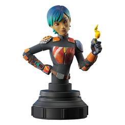 ¡Presentamos el busto de Sabine Wren de Star Wars The Clone Wars en escala 1/7! Con una altura compacta de 16cm, este busto de poliresina está meticulosamente diseñado y pintado a mano, lo que lo convierte en una pieza única y numerada. 