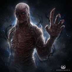 Stranger Things Busto Vecna es una pieza oficial de resina fabricada por Nemesis Now. Mide aproximadamente 30 cm y representa al personaje con la mano con garras levantada y una textura corporal detallada.