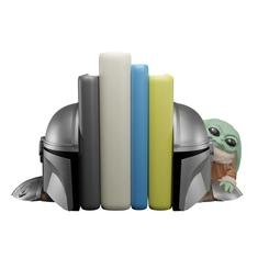 La fuerza del cine más icónico llega a tu estantería con este sujetalibros Star Wars que transforma cualquier espacio en una pieza de exposición cuidada y con carácter propio. 