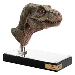 Busto réplica Jurassic Park T-Rex 1/1. La presencia del Junior T-Rex de The Lost World: Jurassic Park impone desde el primer vistazo y convierte cualquier espacio en una escena con carácter cinematográfico real.