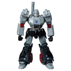 La presencia de Megatron se impone desde el primer vistazo con una silueta robusta y una expresión fría, propia del líder Decepticon. Esta figura Megatron 1986 Movie Edition de threezero traslada la estética de The Transformers: The Movie