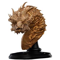 Fulgor antiguo hecho escultura, así se presenta The Hobbit Bust Smaug the Golden 36 cm, una pieza de coleccionista que irradia poder y artesanía en cada escama. Forjado en polystone premium y realzado con una aplicación metálica dorada 