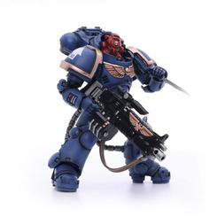 Joy Toy da vida a Warhammer 40k con esta nueva serie de figuras a escala 1/18. Cada figura incluye manos intercambiables y accesorios para armas. Características del producto: - 13 cm de alto