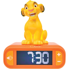 Despertador digital con luz nocturna y figura de Simba de El Rey León Disney. Incluye 6 tonos y sonidos, volumen ajustable y función de repetición. Funciona con 3 pilas AA y permite atenuar o apagar la pantalla LCD.