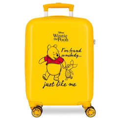 Maleta trolley ABS de 50 cm con diseño de Winnie the Pooh y Piglet en color amarillo. Cuenta con cierre TSA, 4 ruedas dobles multidireccionales, sistema expandible e interior con organizador para viajes prácticos y con estilo.