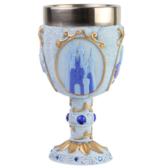 Copa oficial decorativa de La Cenicienta basada en el clásico de Walt Disney. Esta preciosa copa está inspirada en los elementos más destacados de esta preciosa película, 