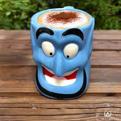 Taza oficial con el motivo en 3D del fantástico Genio de Aladdin basado en los famosos personajes de Walt Disney, la taza está realizada en cerámica con una capacidad de 350 ml, incluye grabados en el exterior.